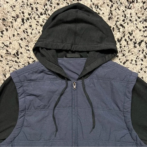 Travis Mathew Scavenger Hooded Golf Vest Jacket Navy Blue Grey Men’s Size Large - Picture 6 of 16